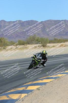 media/Mar-24-2025-Moto Forza (Mon) [[57ce5c5cff]]/1-Advanced Group/Session 3 (Turn 6 Inside)/